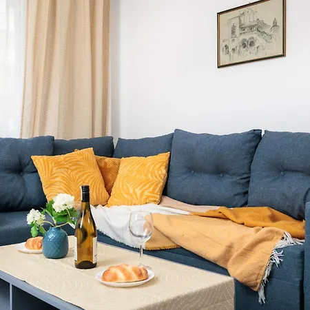 Quiet Quarter - By Upstairs Apartment Krakow