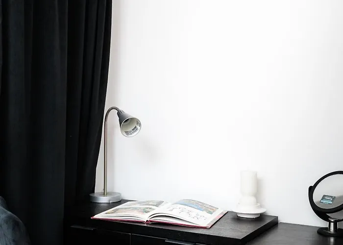 Quiet Quarter - By Upstairs Cracóvia